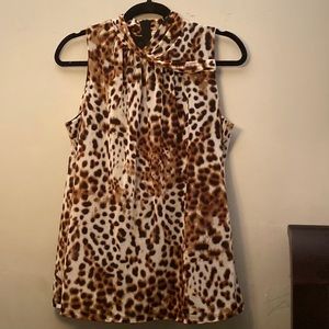 Worthington Sleeveless Blouse